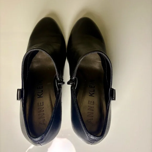 Anne Klein Women's Seabed Leather Bootie - Picture 6 of 10